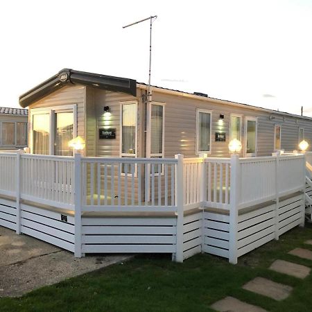 Villa The Sherbourne Selsey Exterior foto